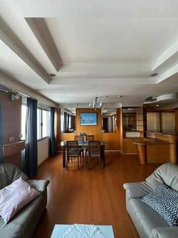 ขายด่วน คอนโด วิทยุคอมเพล็กซ์ 1673 ถนนวิทยุ  แขวงมักกะสัน เขตราชเทวี