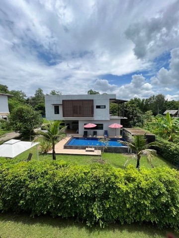 พูลวิลล่า สไตล์รีสอร์ท วิวภูเขา วิวทุ่งนา สันกำแพงแม่ออน