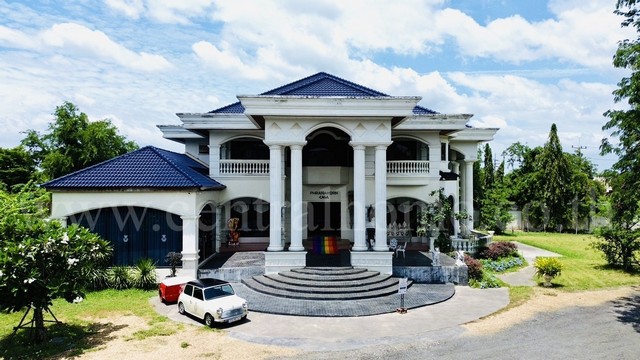 กิจการร้านอาหาร พระนคร คาซ่า อยุธยา ใกล้แยกทุ่งมะขามหย่อง