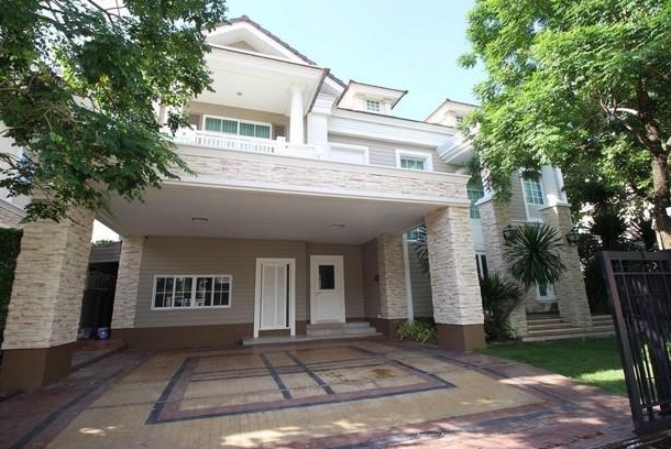 ให้เช่าและขาย บ้านเดี่ยว 2ชั้น นาราสิริ บางนา บางพลี สมุทรปราการ เนื้อที่ 132 ตารางวา