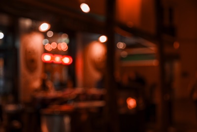 เซ้งคลับEntertain ย่านทองหล่อ ตึก 3 ชั้น ห้องคาราโอเกะ Vip 21 ห้อง สระว่ายน้ำสุดหรู Rooftop Hall Club ขนาดใหญ่