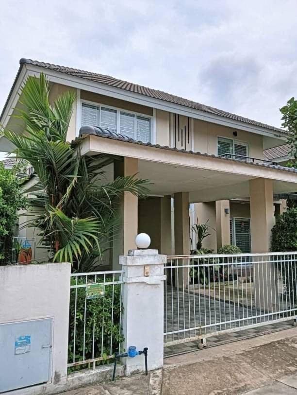 โซนแม่ริม ขาย 2.69 ล้าน 54 ตรว. บ้านเดี่ยว 2 ชั้น กาญจน์กนกวิลล์ 12  สันโป่ง บรรยากาศดี เห็นวิวภูเขา เงียบสงบ เพื่อนบ้านอัธยาศัยดี