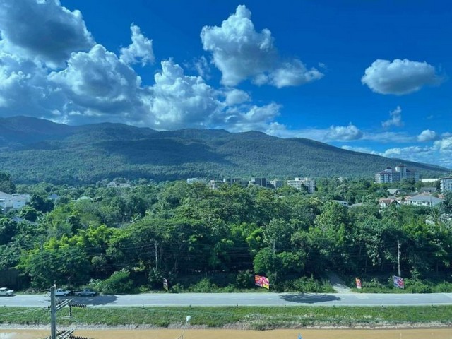 เดอะคอนเวนชั่น คันคลอง 2นอน มีโควต้าต่างชาติ วิวภูเขา