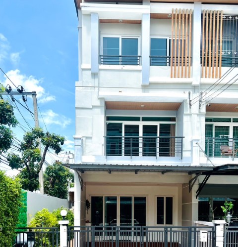 ให้เช่าบ้านกลางเมืองเออบานเนียนใกล้ห้างพาราไดส์ถ.ศรีนครินทร์3นอน4น้ำเฟอร์ครบเช่า35,000บ/ด