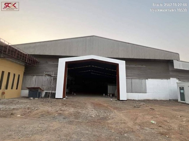 ขายโกดัง ติดถนนซอยสุวินทวงศ์ 57 เขตหนองจอก กรุงเทพ เนื้อที่ 1 ไร่ 3 งาน 18 ตารางวา