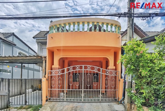 ให้เช่า ทาวน์โฮมบางบอน เกศริน วิลเลจ เอกชัย 119  พื้นที่ใช้สอย 180 ตารางเมตร รีโนเวทแล้ว 