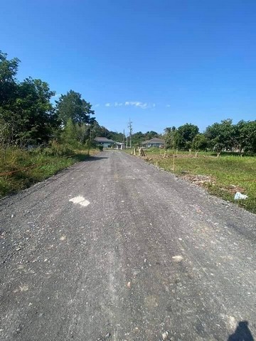 ที่ดินแปลงสวย ด้านหน้าติดถนน สร้างบ้านขายได้ สันทราย