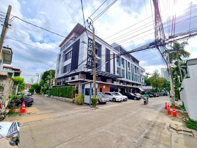 วิภาวดีรังสิต12-20 MRT รัชดาภิเษก 1.5 กม. ให้เช่าโฮมออฟฟิศ 4 ชั้น โกดัง 21ตรว. 230ตรม. เก็บของ 4นอน 3น้ำ 1จอดรถ 5แอร์