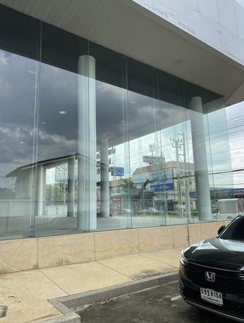  ให้เช่าและขายอาคารโชว์รูม 3 ไร่เศษ ริมถนนพหลโยธิน-ลำลูกกา เหมาะทำเป็นโชว์รูมขายและศูนย์บริการ