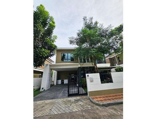 ให้เช่าบ้านเดี่ยว2ชั้น ถ.ศรีนครินทร์ หมู่บ้านวิลล่าอะคาเดีย  เฟส 2 ขนาด 72 ตร.วา พื้นที่ 230 ตร.ม 4 ห้องนอน 3 ห้องน้ำ 2 ที่จอดรถ​ ตกแต่งครบ