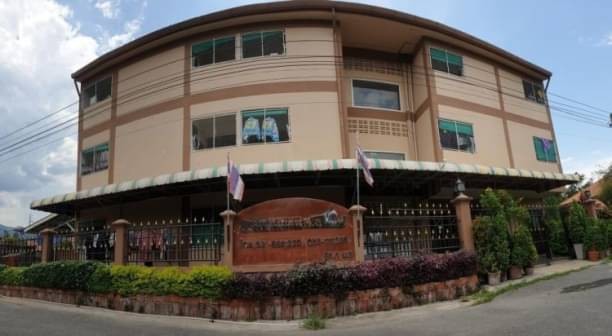 โซนแม่เหียะ ขาย 14.5 ล้าน 212 ตรว. หอพัก 3 ชั้น 30 ห้อง ทำเลดี อำเภอเมือง รับรายได้เดือนละ50,000 กว่าทุกเดือน ซื้อแล้วดำเนินกิจการต่อได้เลย