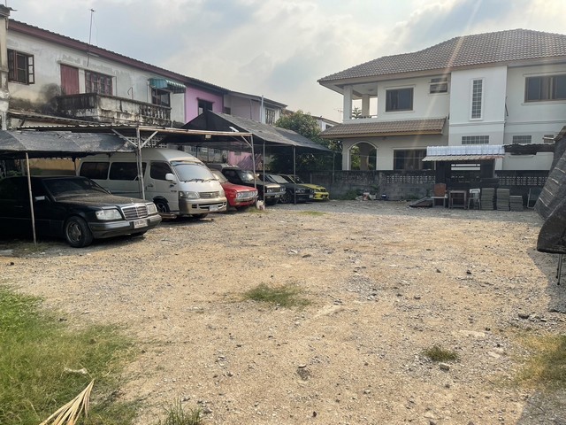 ขายที่ดิน 108 ตารางวา เจ้าของขายเอง ซอยรามอินทรา 65 แยก 2-2-6  แขวงท่าแร้ง เขตบางเขน กรุงเทพมหานคร 