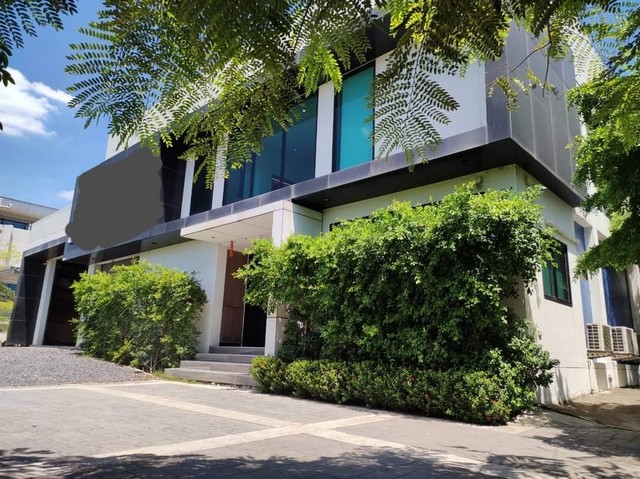 ขายสำนักงานพร้อมโกดังย่านลาดกระบัง บนเนื้อที่ 2 ไร่ ​มีใบ รง.2​ พื้นที่สีม่วง ใกล้​ APL ลาดกระบัง ใกล้คลังสินค้า​ไอ​ซีดี​ลาดกระบัง