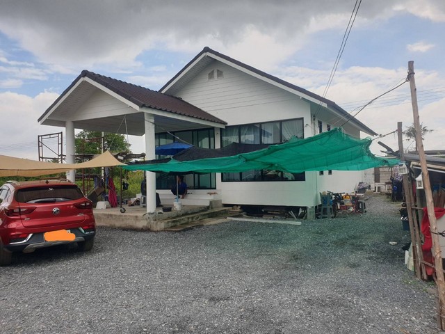 ขายด่วน​ บ้านเดี่ยว​ บนที่ดิน​ 100​ ตารางวา​ พร้อมครัวบิ้วต์อิน ใกล้ขนส่ง​4​ หนองจอก​ สุวินทวงศ์​  ​ZB​061