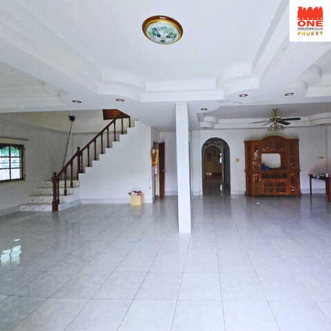 บ้านเดี่ยว เนื้อที่ 100 ตารางวา ใกล้หาดกะตะ ทำเลทอง ในย่ายธุรกิจ เดินถึงหาดกะตะเพียง 600 เมตรเท่านั้น