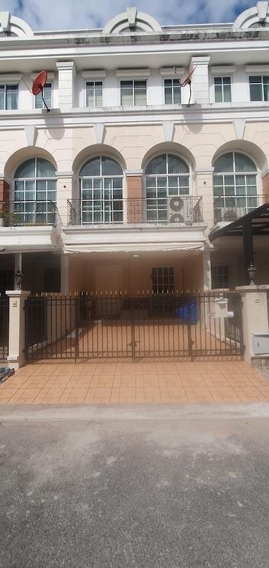 ขายทาวเฮ้าส์ 3 ชั้น หมู่บ้านพลัสซิตี้พาร์ค แสนสิริ @ พระรามเก้า หัวหมาก 23