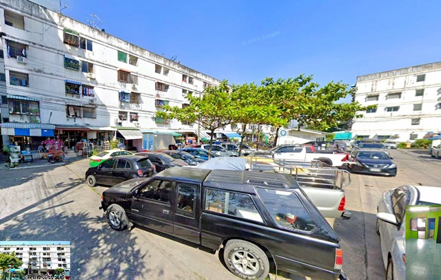 บางนา คอนโด เย็นจิต ลาซาล33 BTS แบริ่ง 1.5กม. มีทั้งห้องธรรมดา และห้องแอร์ ทำเลดี แหล่งค้าขาย 1นอน 1น้ำ มีที่จอดรถ  เซ็นทรัล บางนา