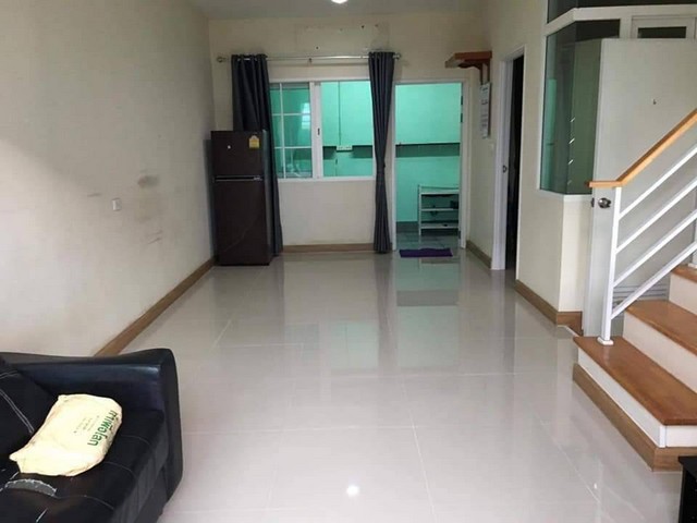 PO876 ให้เช่า โกลเด้น ทาวน์ 1 ลาดพร้าว-เกษตรนวมินทร์ ซอยนวมินทร์ 42  เดินทางสะดวก เหมาะอยู่อาศัย ใกล้ชอคโกแลต วิลล์