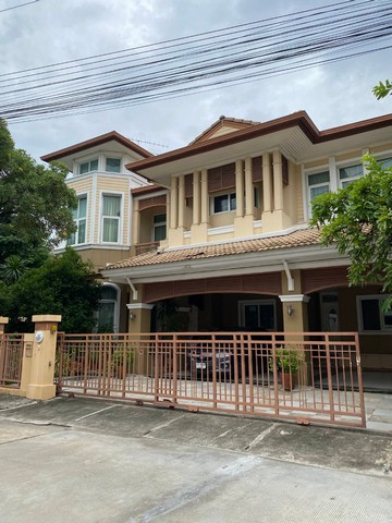 EPL-HS1268 ขายบ้านเดี่ยว โครงการ บางกอกบูเลอวาร์ด รัชดา-รามอินทรา เนื้อที่ 144 ตรางวา  พื้นที่ใช้สอย 438 ตรางเมตร 3 ห้องนอน 4 ห้องน้ำ