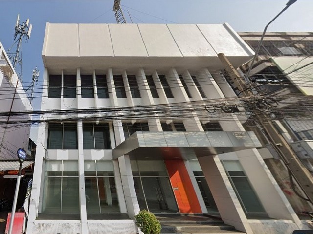 ให้เช่าอาคาร 4 คูหา 1,000 ตารางเมตร ถนน นครสวรรค์  ตรงข้ามตลาดนางเลิ้ง 