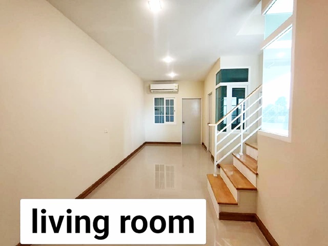 เดินทางสะดวก เซ็นทรัล อยุธยา สายเอเชีย บิ๊กซี อยุธยา 1กม. ให้เช่าทาวน์เฮาส์ 2 ชั้น 31ตรว. 163ตรม. ทำเลดีมาก สะอาด 3นอน 2น้ำ 1จอดรถ 3แอร์