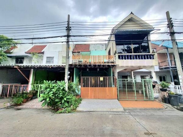 ทาวน์เฮ้าส์ หมู่บ้าน วงศกร 5 ถนนเมน กาญจนาภิเษก รีโนเวทแล้ว 