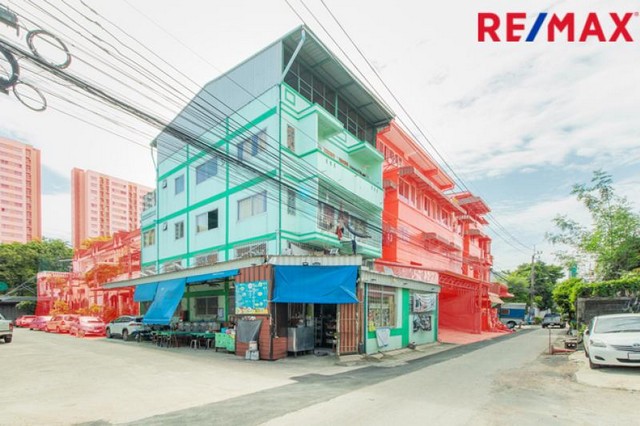 อาคารพาณิชย์ 2 คูหา เพชรเกษม ซอย 98 ห้องมุม หน้ากว้าง 8 ม. ลึก 14.5 ม. สภาพดี ตรงข้าม Big C ใกล้ถนนเพชรเกษม 150 ม. หลั