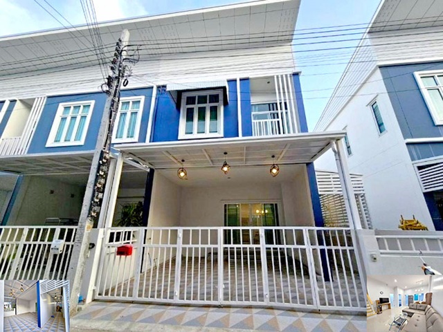 เทศบาลบางปู2-8 ให้เช่าทาวน์โฮม 2 ชั้น หลังริม ทำเลทอง 30ตรว. 150ตรม. เฟอร์ครบ 3นอน 2น้ำ 2จอดรถ 2แอร์ แม็คโคร โลตัส มอลล์