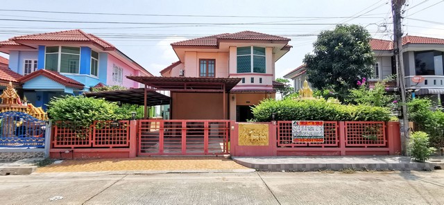 บ้าน วรารักษ์ วังน้อย ใหญ่ 67 ตาราง-วา 2250000 บาท ไม่ไกลจาก ใกล้เทสโก้โลตัสโรจนะ นิคมอุตสาหกรรมโรจนะ 1, 2 และ 3 โรงพยาบาลราชธานี โรงเรียนเซนต์แมรี่ ตลาดจอมพล ป. ทำเลดี การเดินทางสะดวก เข้า-ออก ได้หลายทาง (บ้านเดี่ยวมือสอง) ราคา-ถูก