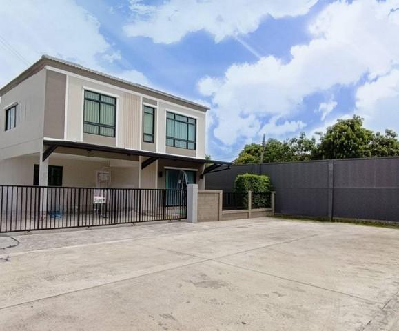 EPL-HS1276 ขายบ้านเดี่ยว 2 ชั้นหลังมุม คาซ่าวิลล์ วงแหวน-จตุโชติ  เนื้อที่ 50.3 ตารางวา ทำเลหน้า  พื้นที่ใช้สอย 152 ตารางเมตร  3 ห้องนอน 