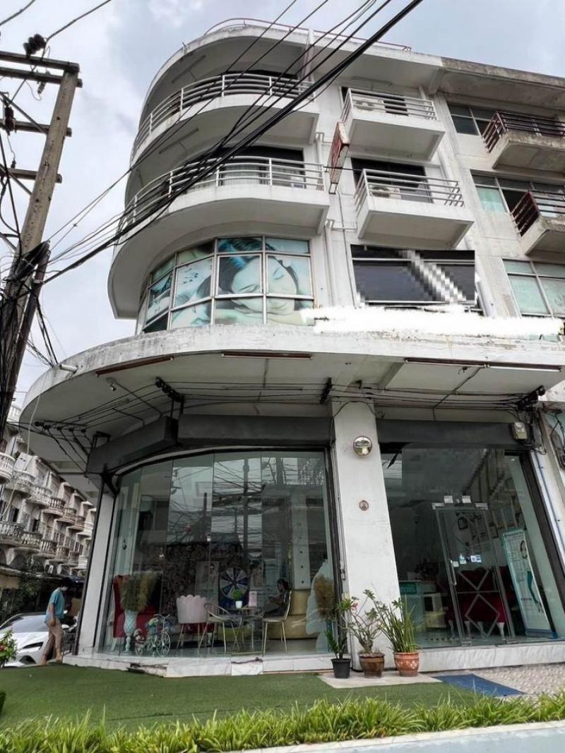 ปล่อยให้เช่าอาคารพาณิชย์2คูหา4.5ชั้นย่านอ่อนนุชศรีนครินทร์สุขุมวิท77 ใกล้MRTศรีนุช ห้องมุมติดถนนอ่อนนุช