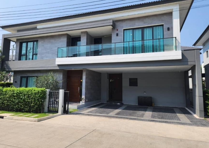 ให้เช่าและขายบ้านเดี่ยวหรู 2 ชั้น The city บางนา แปลงมุม ถนนเมนโครงการใหม่ 