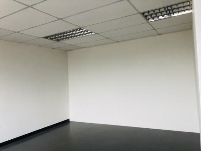 EPL-BR1131 ให้เช่าพื้นที่สำนักงาน ย่านนาคนิวาส  ลาดพร้าว ขนาด 110 ตรม.แอร์ 4 ตัว ใกล้ห้างเซ็นทรัลอีสวิลล์ เหมาะทำเป็นออฟฟิศ