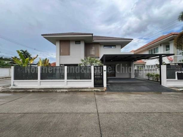 บ้านพูลวิลล่า 6.98 ล้าน 68 ตรว. 4 นอน 4 น้ำ บ้าน 2 ชั้น สันผักหวาน หางดง รีโนเวทใหม่ บ้านหัวมุม สไตล์โมเดิร์น