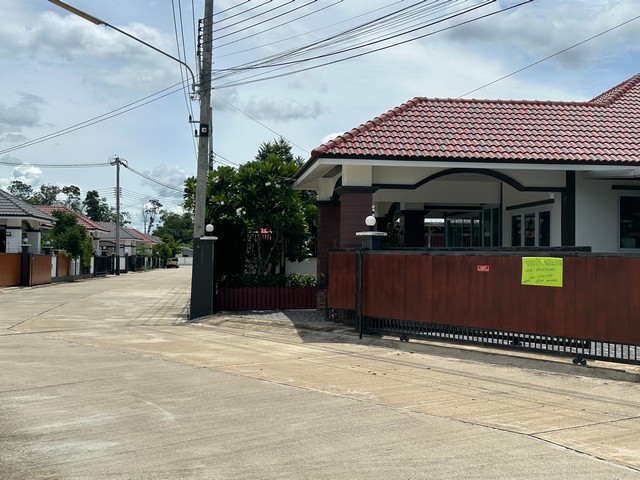 ขายบ้านพร้อมที่ดิน 93 ตารางวาพร้อมต่อเติม ตำบล เมืองเล็น อำเภอ สันทราย จังหวัด เชียงใหม่