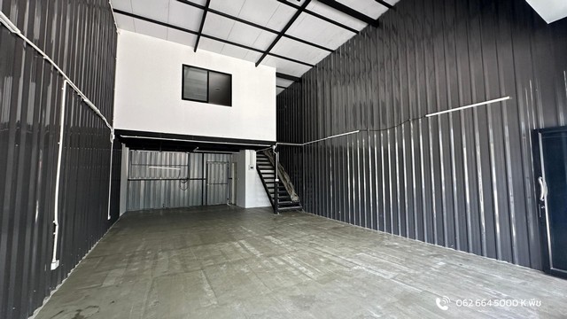 ให้เช่าโกดังพร้อมออฟฟิศ ถนนวิภาวดี60  ราคา 25,000 Tel.0936785948