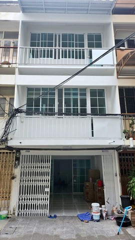 ให้เช่าทาวโฮม ย่านถนนสาธุประดิษฐ์  ถนนนราธิวาส  BTS ช่องนนทรี  หมู่บ้านนครไทย ซอยนครไทย 5ใกล้เซ็นทรัลพระราม3   