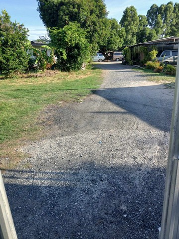 ขายที่ดินใกล้ถนนข้าวหลาม อำเภอเมือง จังหวัดชลบุรี ขนาด 533 ตารางวา