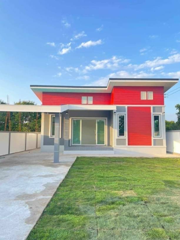 ราคาเริ่มต้นที่ 1.89 ล้าน 71-76 ตรว. บ้านสร้างใหม่ชั้นเดียว หางดง หนองแก๋ว ว่าง 2 หลังสุดท้าย สไตล์โมเดิร์น บ้านสวย เนื้อที่กว้าง