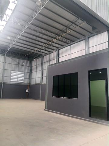 EPL-WH0734 ให้เช่าโกดัง พร้อมสำนักงาน บางพลี ตำหรุ สมุทรปราการ พื้นที่โกดัง 450 ตารางเมตร 2 ห้องน้ำ ที่จอดรถมากกว่า 10คัน
