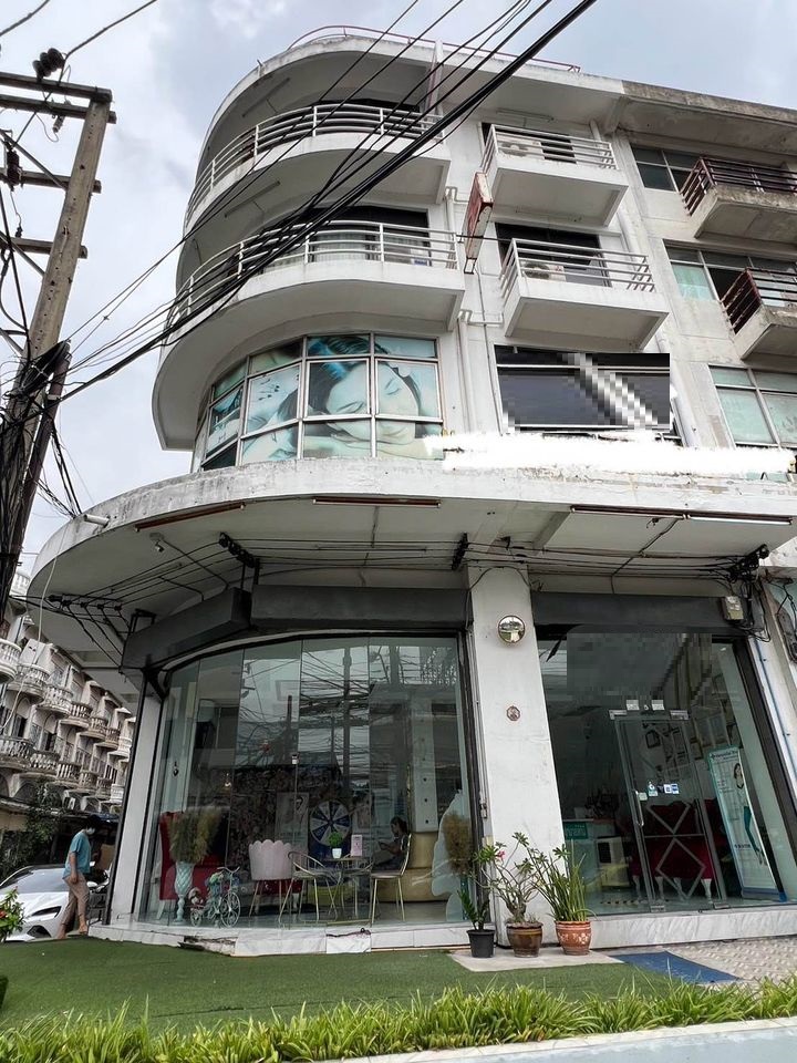 ให้เช่าอาคารพาณิชย์2คูหา4.5ชั้นย่านอ่อนนุชศรีนครินทร์สุขุมวิท77 ใกล้MRTศรีนุช ห้องมุมติดถนนอ่อนนุช