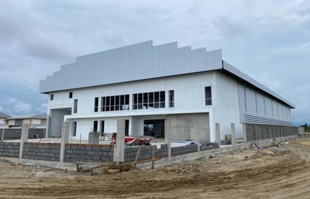 พร้อมสำนักงาน ตลาดรวยทรัพย์  ให้เช่าโรงงาน  บางนาตราด กม.21-23ใหม่ 2ไร่ 2,002ตรม. ทำเลดี คลังสินค้า เดินทางสะดวก เทรลเลอร์เข้าได้