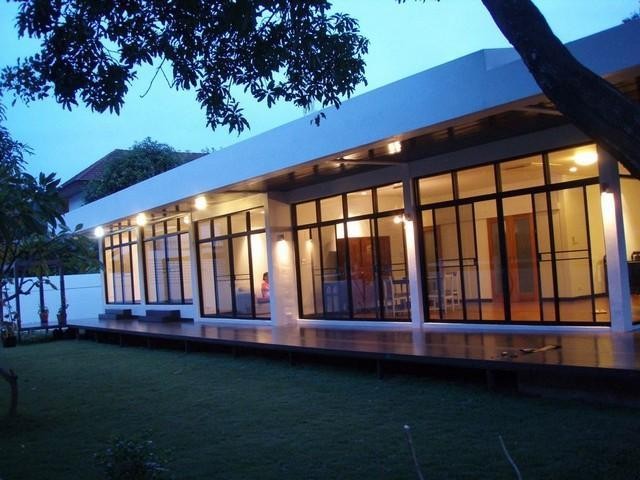 ให้เช่าบ้านเดี่ยว ศูนย์วิจัยพระราม 9 เพชรบุรี  Tel.0936785948