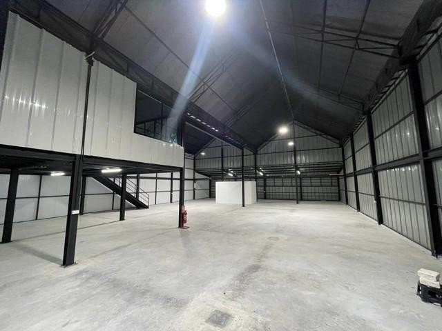 ให้เช่าโกดังขนาด 515 ตรม. เหมาะทำคลังสินค้า,สำนักงาน,สตูดิโอliveสด  พร้อมออฟฟิศ ย่าน เลียบทางด่วน เอกมัย-รามอินทราซอยนวลจันทร์ 56 