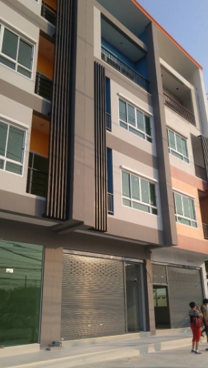 ให้เช่าอาคาร4 ชั้น ติดถนนติวานนท์ ใกล้ โรงเรียนอัมพรไพศาล ทำเลดี ย่านปากเกร็ด นนทบุรี 