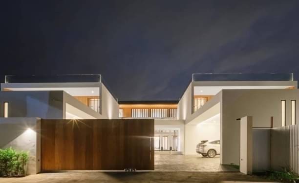 พูลวิลล่าสุดหรู ราชพฤกษ์ 88 ล้าน 391 ตรว. 5 นอน 8 น้ำ บ้านหลังใหญ่ 2 ชั้น สไตล์โมเดิร์น ลักชัวรี่ เฟอร์นิเจอร์ครบ ใกล้ชิดธรรมชาติ