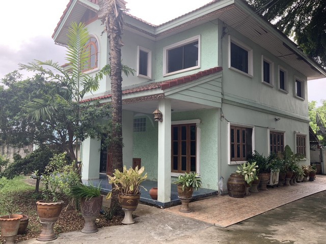 บ้านเดี่ยว 2 ชั้น ย่านสะพานใหม่ ตรงข้ามตลาดยิ่งเจริญ ปากซอยติดรถไฟฟ้าBTSสะพานใหม่