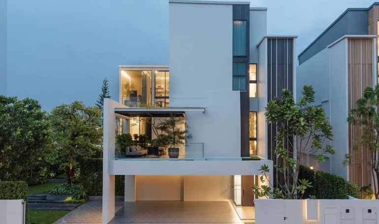  ให้เช่าบ้าน Vive กรุงเทพกรีฑา เนื้อที่ 86 ตรว พื้นที่บ้าน 421 ตรม  4 นอน 5 น้ำ