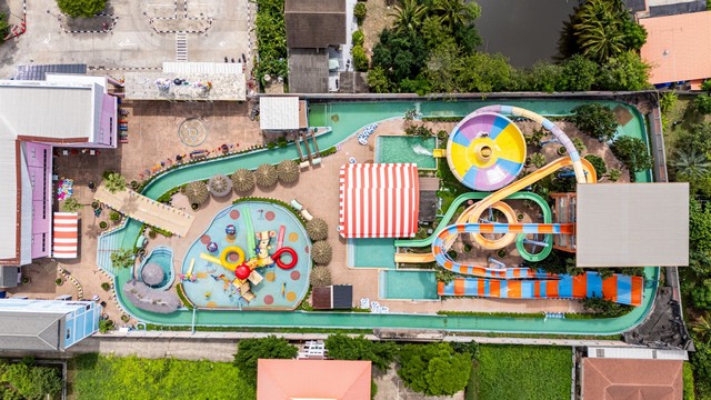 ขายที่ดิน พร้อมธุรกิจสวนน้ำ 8 ไร่ ใกล้หนองประจักษ์ (ยูโซเทล) ที่ดินพร้อมสิ่งปลูกสร้าง ต่อรองได้