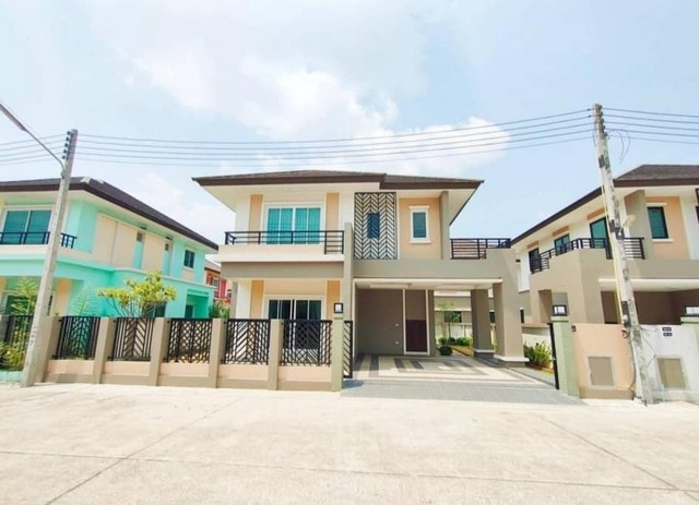 บ้านดีบ้านสวยชลบุรี​ บ้านชลบุรี บ้านเดี่ยวใจกลางเมืองชลบุรี  บ้านมือหนึ่ง  